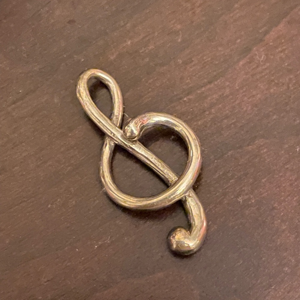 Sterling silver .925 music note treble clef charm - Picture 1 of 4